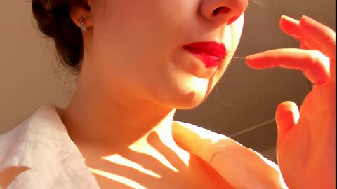 lilith online show from December 2, 11:00 am