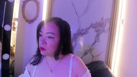 LILITH OWEN online show from March 21, 11:59 am