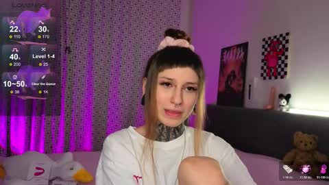 lilith_poison online show from November 12, 6:17 pm