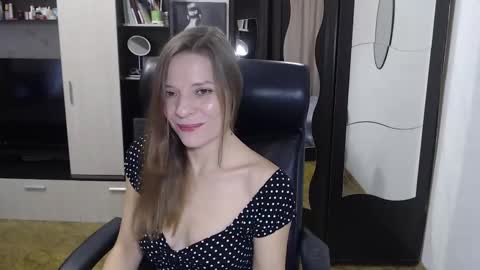 lilith small21 online show from October 20, 9:12 am