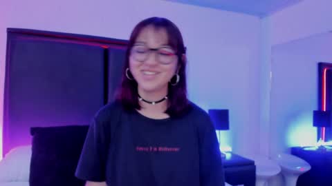 LilithBluum  online show from May 5, 6:33 pm