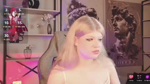 LilithNelson online show from March 3, 9:15 am