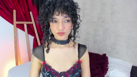 jessi 3 online show from January 24, 6:35 pm