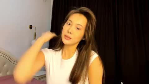 lilly online show from February 15, 2:25 am