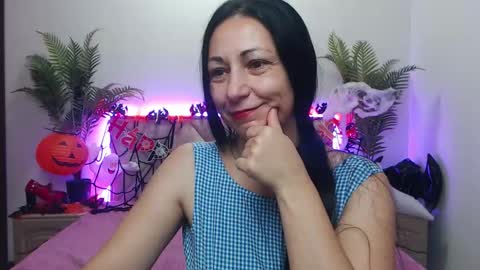 lilugrants online show from October 19, 7:38 pm