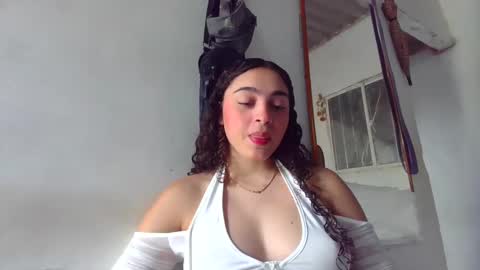 lily_anal_squirt online show from February 5, 5:10 pm