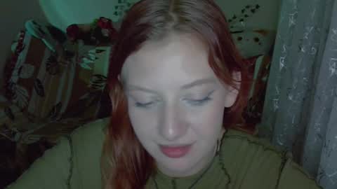 lily_ember online show from December 4, 8:31 pm