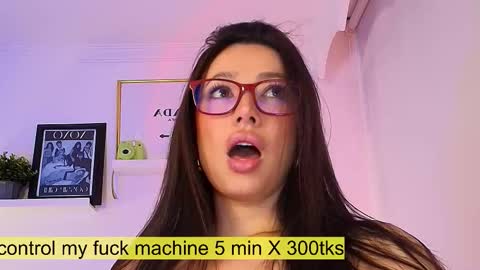 just lily online show from November 20, 10:00 pm