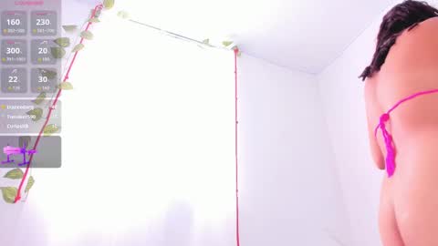 Snapshot of lily_evil chatting on September 18, 6:39 pm online show from September 18, 6:39 pm