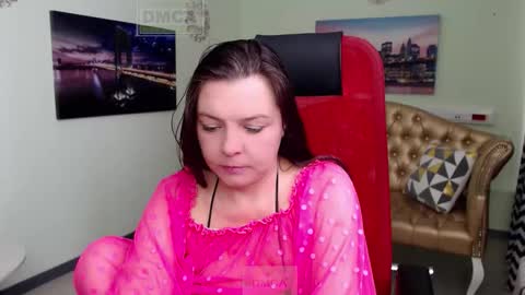 Lily online show from February 24, 6:56 am