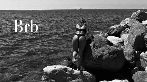 Lily online show from February 8, 8:09 am