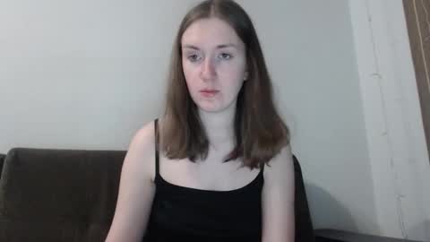 lily_love_x online show from November 9, 1:11 am