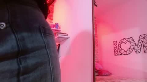 Lily  online show from April 30, 8:57 pm