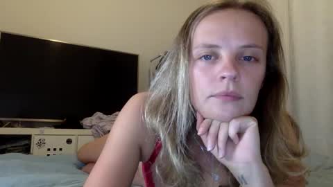 Lily online show from February 20, 9:55 am