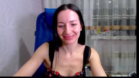 Lily online show from February 9, 7:09 pm