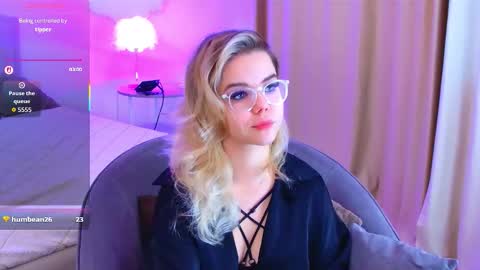 Rose online show from September 26, 6:00 am