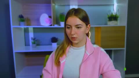 lina_moone online show from April 24, 7:11 am