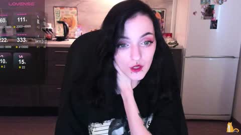 Lina 3  1715622743 online show from November 11, 7:26 am