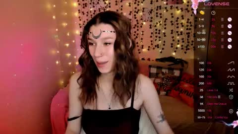 Lina online show from October 31, 9:57 am