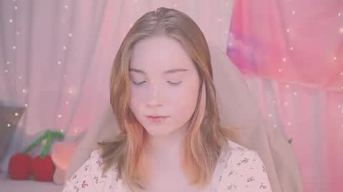 Lina online show from December 14, 4:51 am