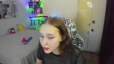 Lina online show from April 20, 9:40 pm