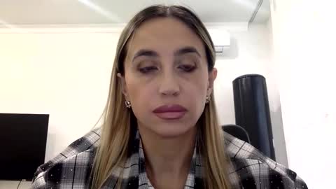 linavora online show from February 13, 11:34 am