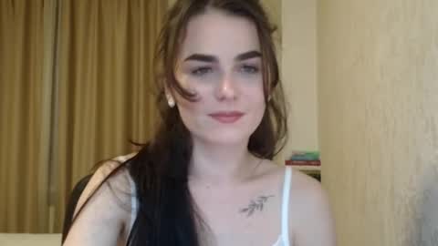 Linda online show from March 10, 8:24 pm