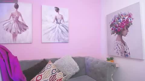 Maria Paula online show from October 4, 12:44 pm