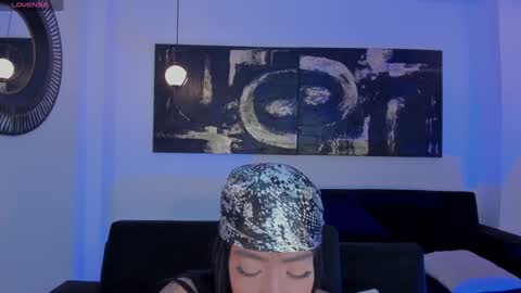 Snapshot of lindseycox chatting on December 20, 8:12 pm Lin  online show from December 20, 8:12 pm