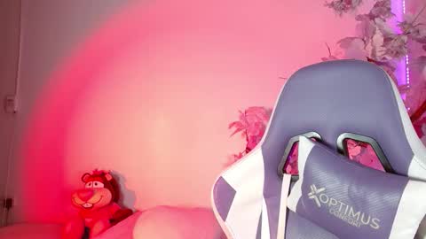 LINDSEYFERRER online show from January 13, 9:08 pm