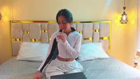 ling ling24 online show from October 9, 4:16 am