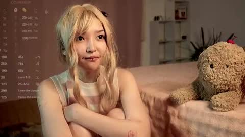 Linh -   online show from June 14, 10:21 pm