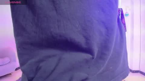 liondarkxx online show from May 20, 4:09 am