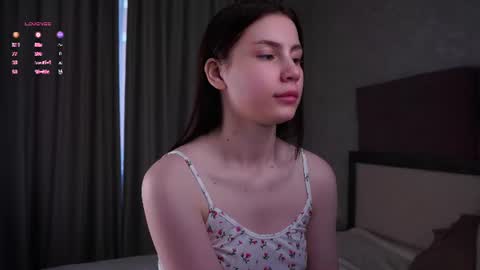 Amelia online show from June 9, 2:00 am