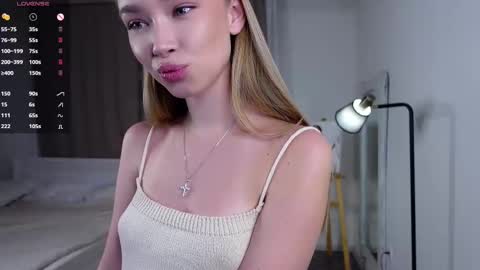 Lina online show from March 3, 11:47 am