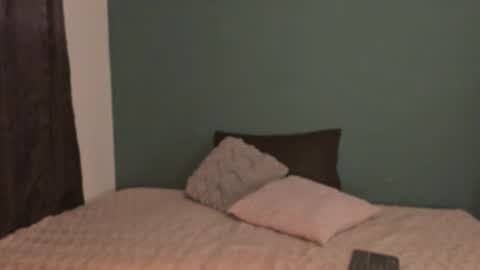 liry online show from April 30, 8:36 pm
