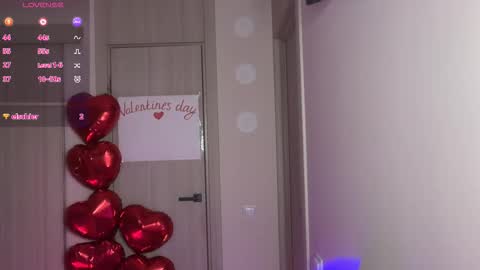 lisa_graham online show from February 14, 4:36 am