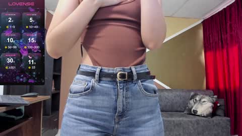 Snapshot of lisagray_1 chatting on January 17, 6:54 pm Lisa Gray Independent Model online show from January 17, 6:54 pm