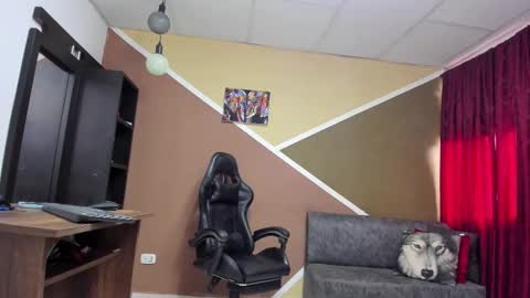 Snapshot of lisagray_1 chatting on October 2, 7:41 pm Lisa Gray Independent Model online show from October 2, 7:41 pm