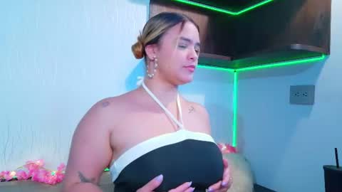 lissa_monroe_ online show from June 27, 3:29 pm