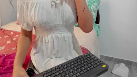 lissa_petitee online show from January 31, 7:11 pm