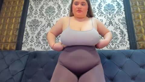 Lisa online show from January 16, 8:27 pm