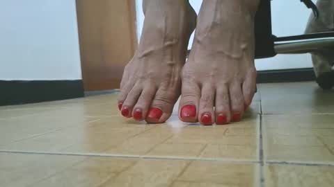 Lissafeethot online show from December 1, 9:39 pm