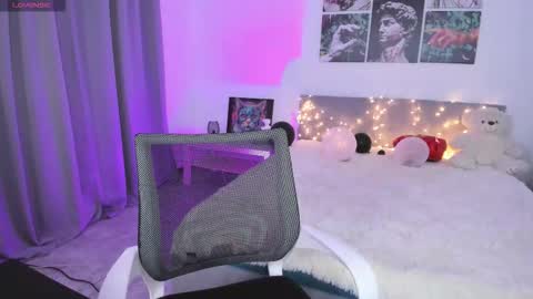 lissameoww online show from December 3, 2:25 am