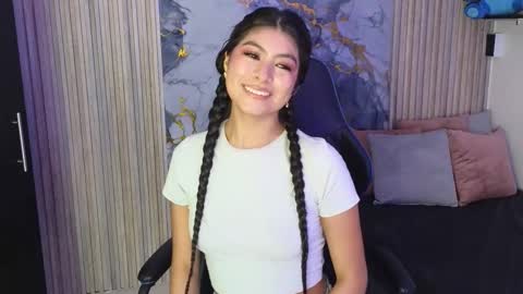 ss  online show from March 4, 8:37 pm