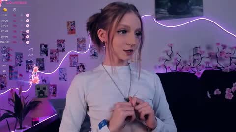 Bella online show from December 20, 7:45 am