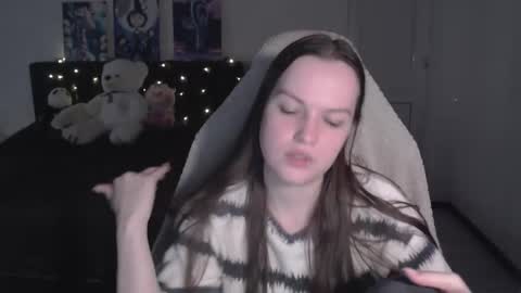 little__flowers online show from February 8, 11:14 am