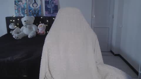 little__flowers online show from February 20, 10:06 am