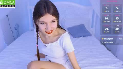    online show from March 22, 11:38 am