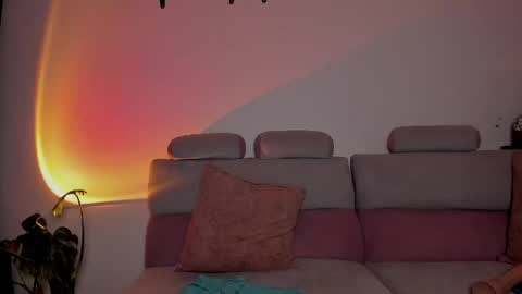 Emily online show from April 9, 4:59 am